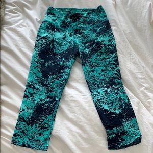 Nike Dri-Fit crop leggings